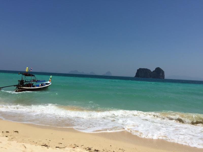 Отель Koh Ngai Camping Экстерьер фото